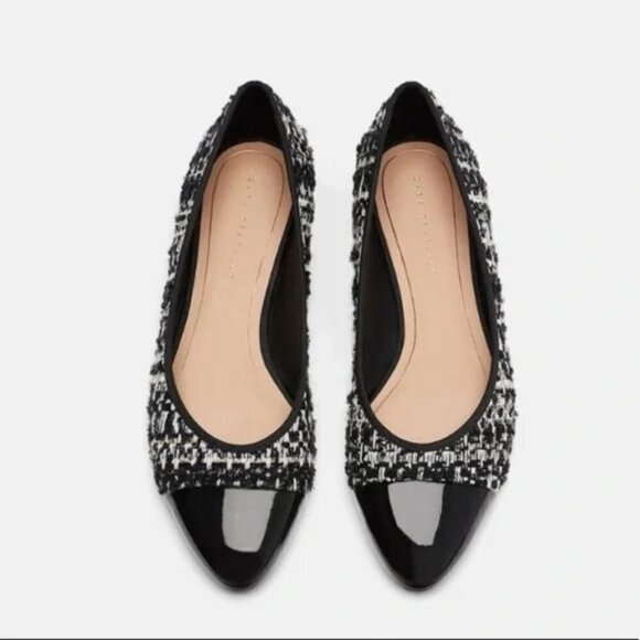 NWT Zara black, white & gold tweed-like flats w/ patent black rounded toe, 6 - Picture 1 of 14